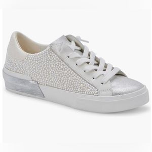 NEW DOLCE VITA Zina Vanilla White Pearl Lace-Up Sneakers Size 8